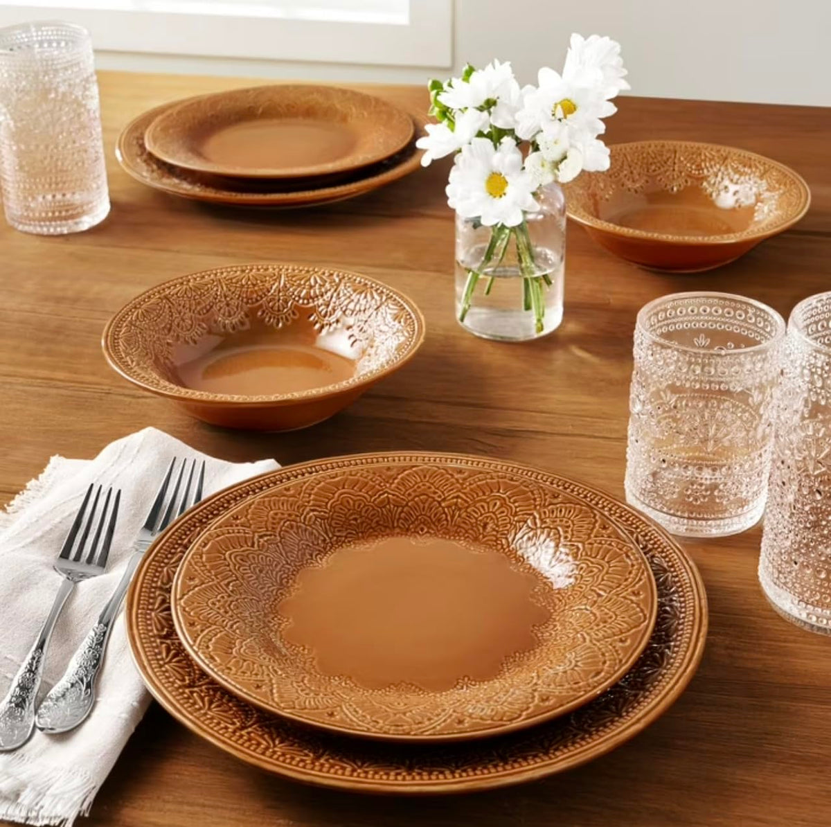 12-Piece Ceramic Dinnerware Set W52911