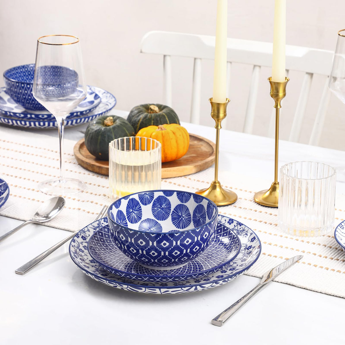 Ceramic Plates and Bowls Set, 12 Pieces Dinnerware Set for 4 Z2865